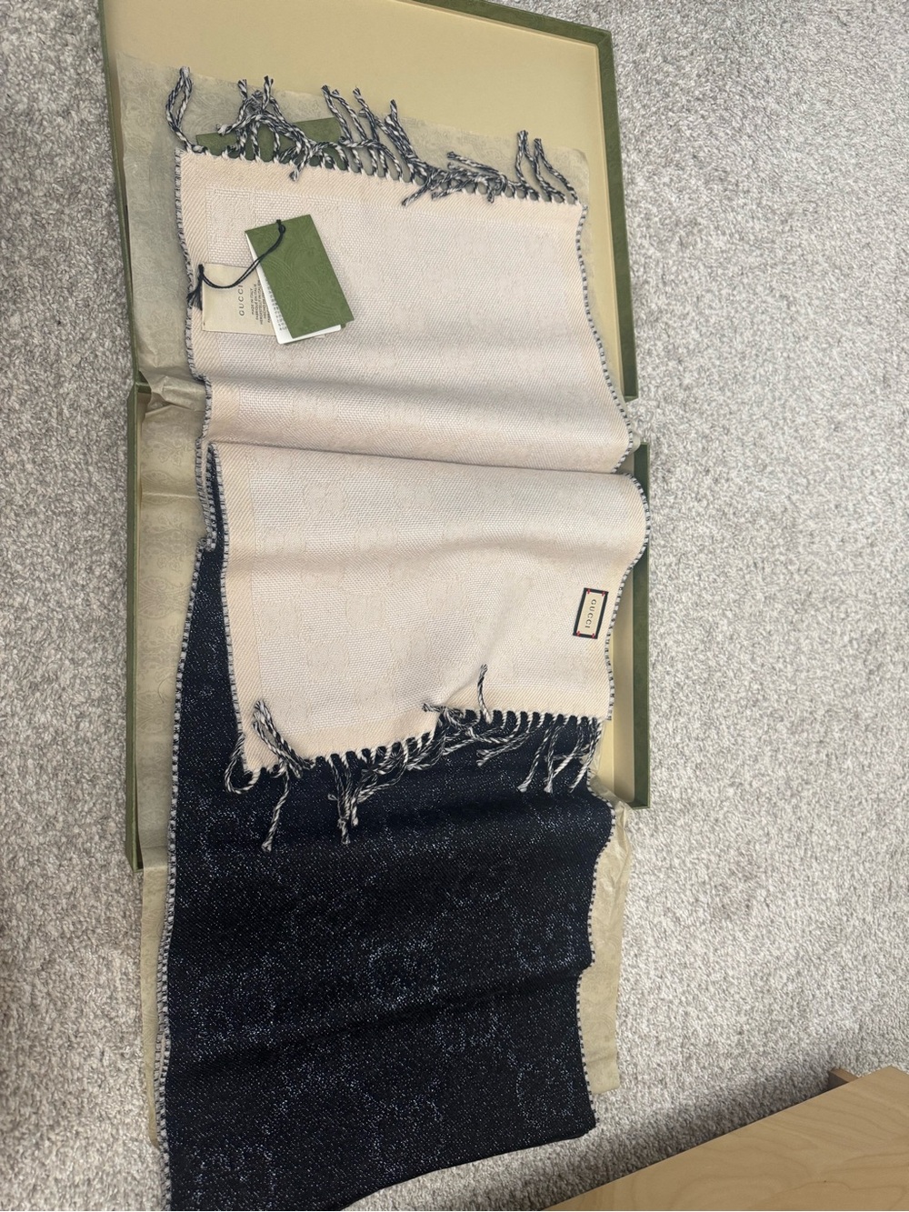 Gucci Two-Tone Fringe Scarf in Cream and Navy